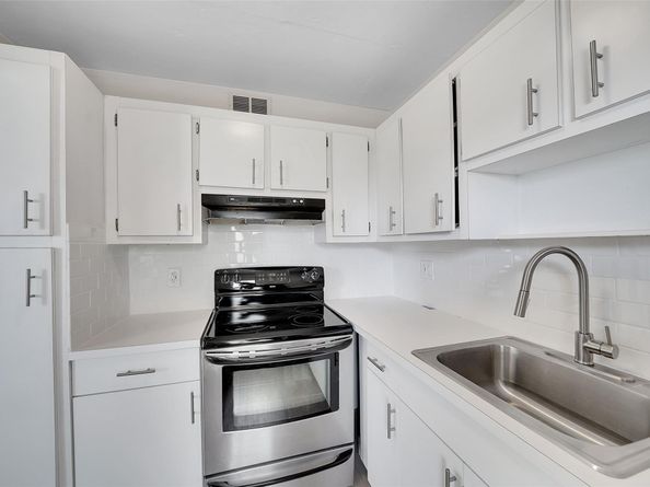 2555 NE 11th St 806, Fort Lauderdale FL 33304