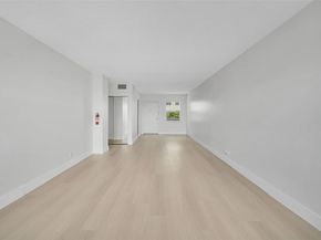2555 NE 11th St 806, Fort Lauderdale FL 33304
