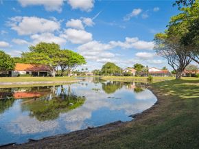35 Centennial Court, Deerfield Beach FL 33442