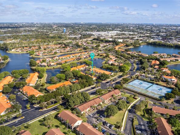 35 Centennial Court, Deerfield Beach FL 33442