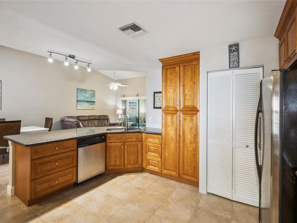 35 Centennial Court, Deerfield Beach FL 33442