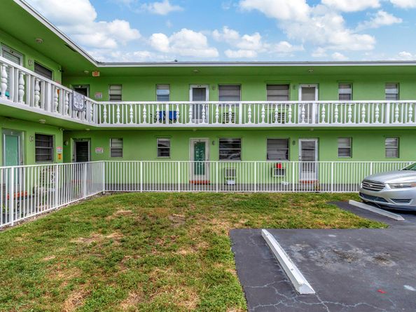 702 N L Street 6, Lake Worth Beach FL 33460
