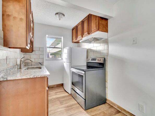 702 N L Street 6, Lake Worth Beach FL 33460