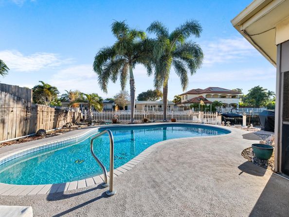 1472 NE 54th St, Fort Lauderdale FL 33334