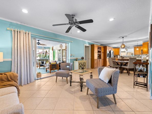 1472 NE 54th St, Fort Lauderdale FL 33334