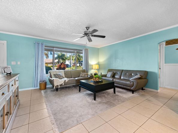 1472 NE 54th St, Fort Lauderdale FL 33334