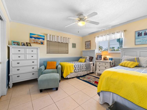 1472 NE 54th St, Fort Lauderdale FL 33334