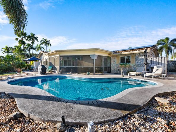 1472 NE 54th St, Fort Lauderdale FL 33334