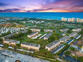 300 N Highway A1a 203c, Jupiter FL 33477
