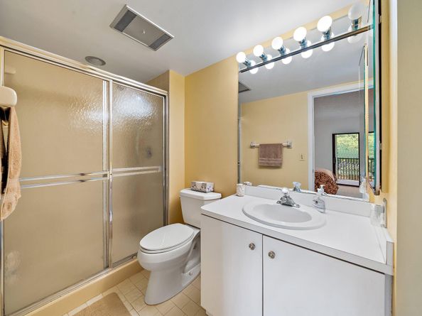 300 N Highway A1a 203c, Jupiter FL 33477