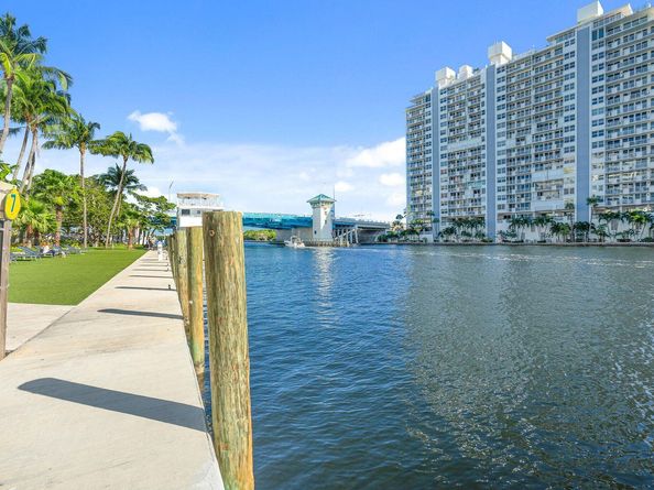 2670 E Sunrise Boulevard 718, Fort Lauderdale FL 33304