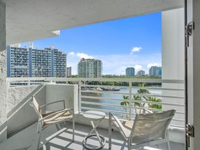 2670 E Sunrise Boulevard 718, Fort Lauderdale FL 33304