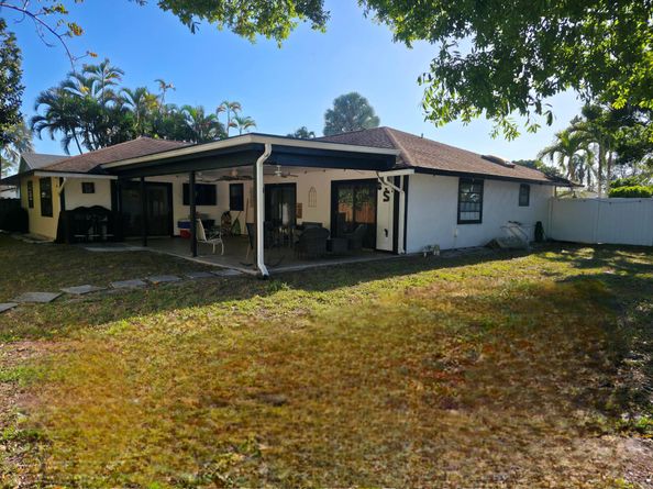 9420 Calliandra Drive, Boynton Beach FL 33436