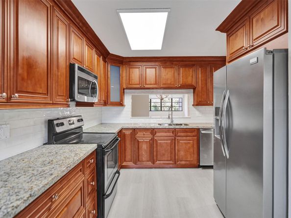 15075 Witney Rd 207, Delray Beach FL 33484