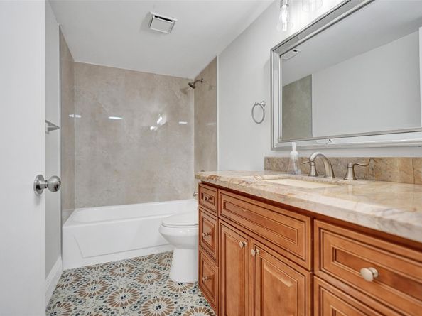 15075 Witney Rd 207, Delray Beach FL 33484