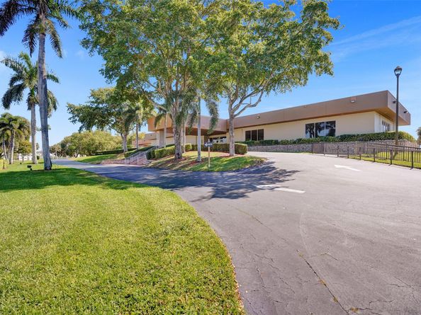 15075 Witney Rd 207, Delray Beach FL 33484