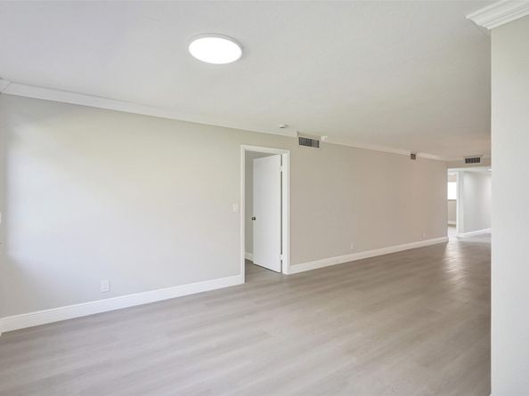 15075 Witney Rd 207, Delray Beach FL 33484