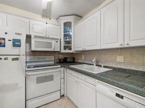 390 Durham Circle M, Deerfield Beach FL 33442