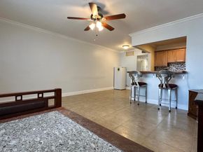 2020 Lake Osborne Drive 19, Lake Worth Beach FL 33461