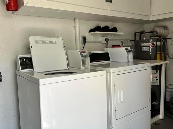 2020 Lake Osborne Drive 19, Lake Worth Beach FL 33461
