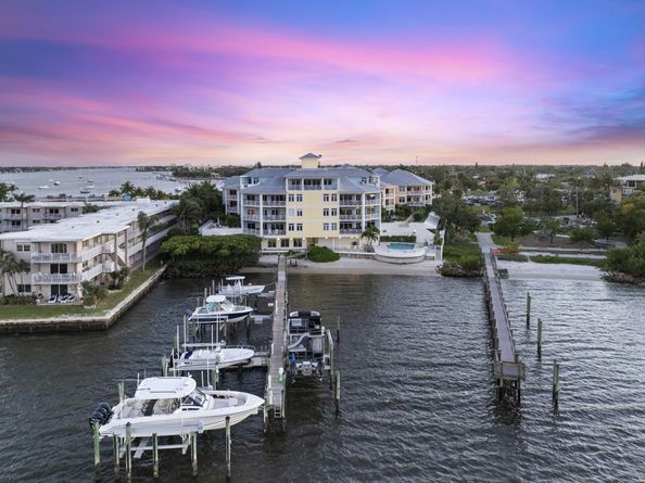 309 E Ocean Avenue 103, Lantana FL 33462