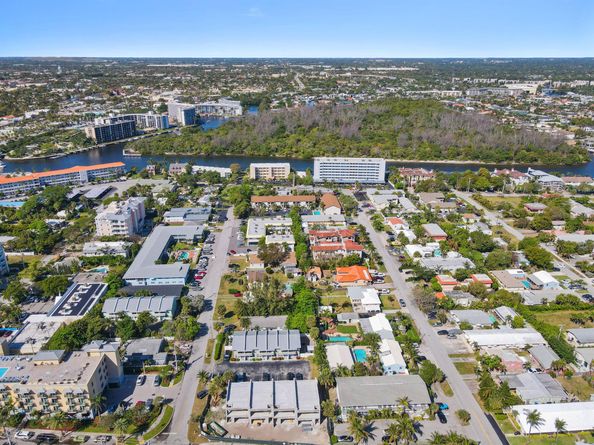 333 NE 19th Avenue 202, Deerfield Beach FL 33441