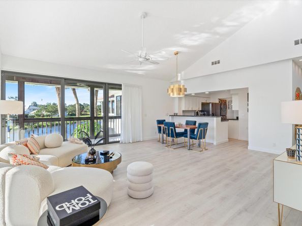 19317 Sabal Lake Drive 5066, Boca Raton FL 33434