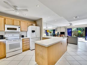 3300 Atlanta St 15F, Hollywood FL 33021