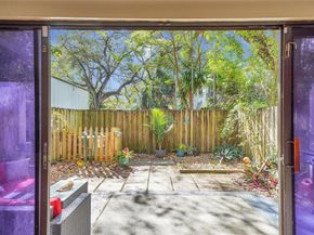 3300 Atlanta St 15F, Hollywood FL 33021