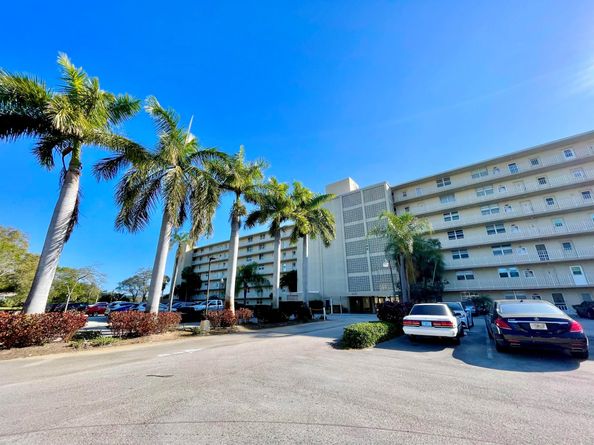 5700 NW 2nd Avenue 306, Boca Raton FL 33487