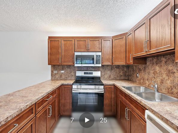 108 1st Terrace, Palm Beach Gardens FL 33418