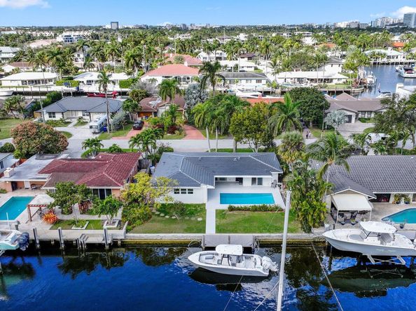 2624 SE 9th Street, Pompano Beach FL 33062