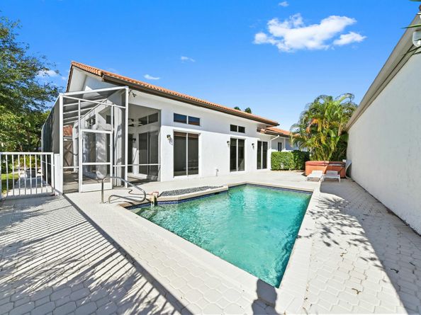 17272 Hampton Boulevard, Boca Raton FL 33496
