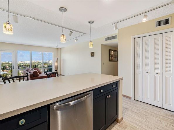 340 Sunset Dr 1504, Fort Lauderdale FL 33301