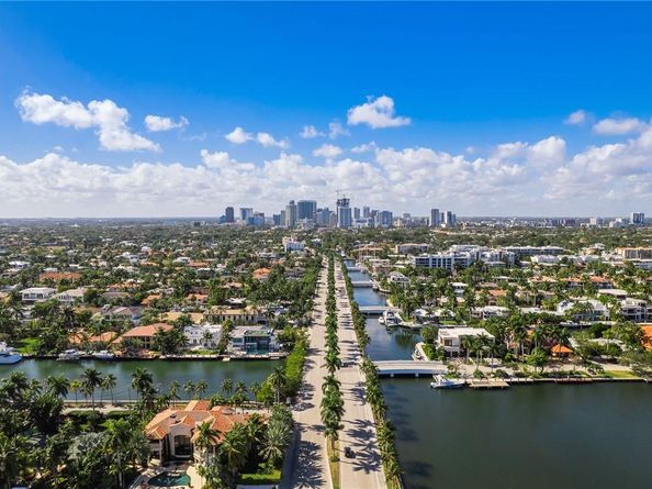 340 Sunset Dr 1504, Fort Lauderdale FL 33301