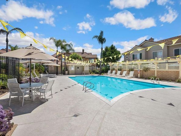 405 Whispering Willow Dr F, Santee CA 92071