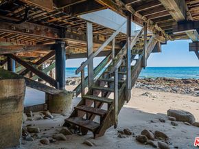 19136 Pacific Coast Highway, Malibu CA 90265
