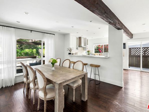2885 Woodwardia Drive, Los Angeles CA 90077