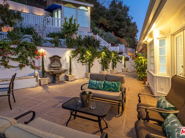 2519 Hutton Drive, Beverly Hills CA 90210