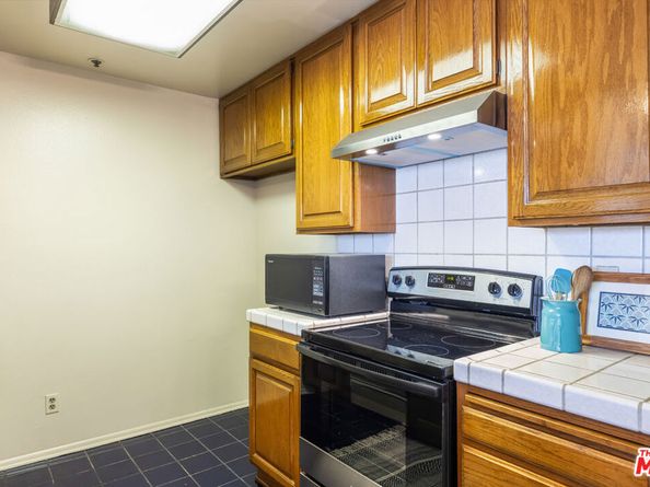 222 S Central Avenue 311, Los Angeles CA 90012