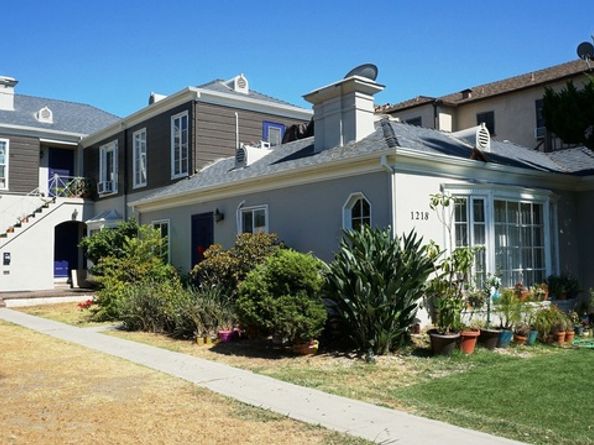 1216 S Westmoreland Avenue, Los Angeles CA 90006