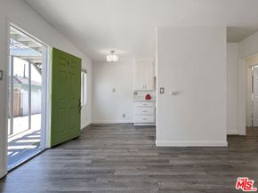 1735 E 10th Street, Long Beach CA 90813