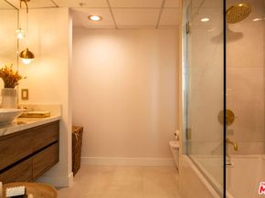 13700 Marina Pointe Drive 704, Marina Del Rey CA 90292