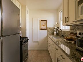 525 E Maple Street 1, Glendale CA 91205