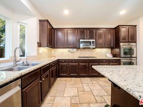 9849 Dreams Lane, San Fernando CA 91345