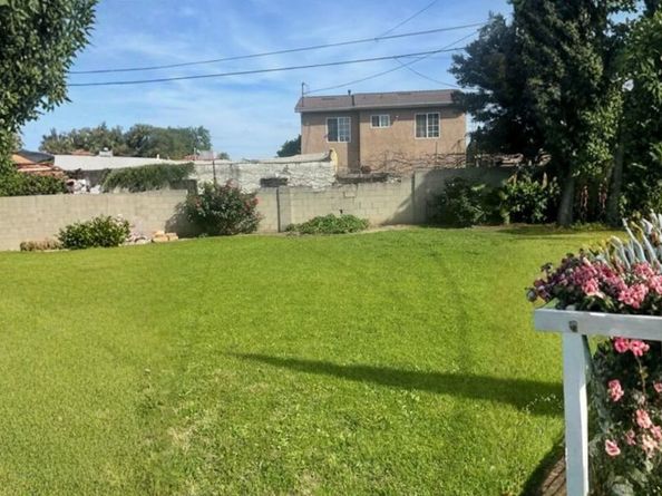 9636 La Salle Avenue, Los Angeles CA 90047