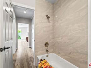 1222 Princeton Street 10, Santa Monica CA 90404