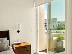 1310 N Detroit Street 401, Los Angeles CA 90046