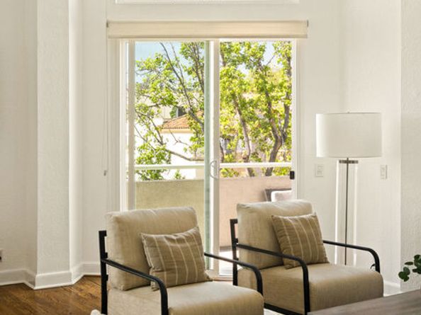 1310 N Detroit Street 401, Los Angeles CA 90046