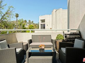 1310 N Detroit Street 401, Los Angeles CA 90046